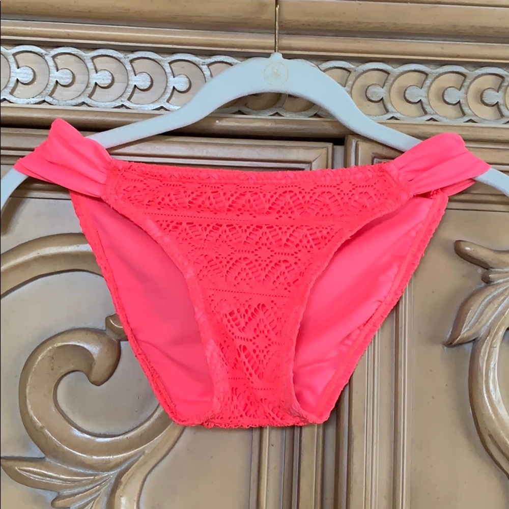 Hula Honey Coral Lace Hipster Bikini Bottom XS